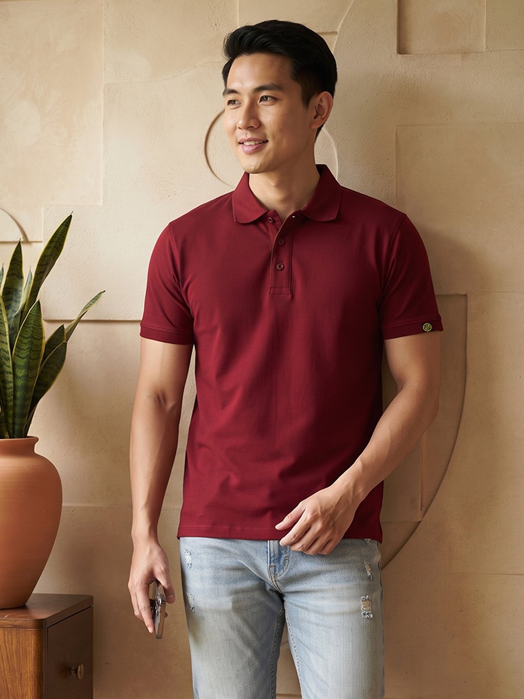 Everyday men's polo T-shirt combining stylish design, breathable comfort, and premium fabric construction.