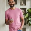 Men's regular fit casual t-shirt with round neckline, short sleeves and comfortable construction for versatile everyday outfits.