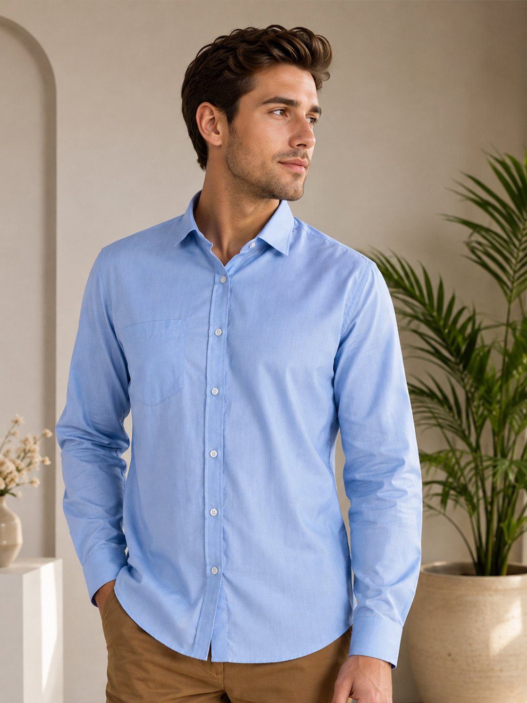 Smart casual shirt with button front, long sleeves and classic collar, ideal for everyday styling, outings and office wear.