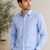 Men's formal-casual shirt with long sleeves, button front and classic collar, suitable for office wear and casual occasions.