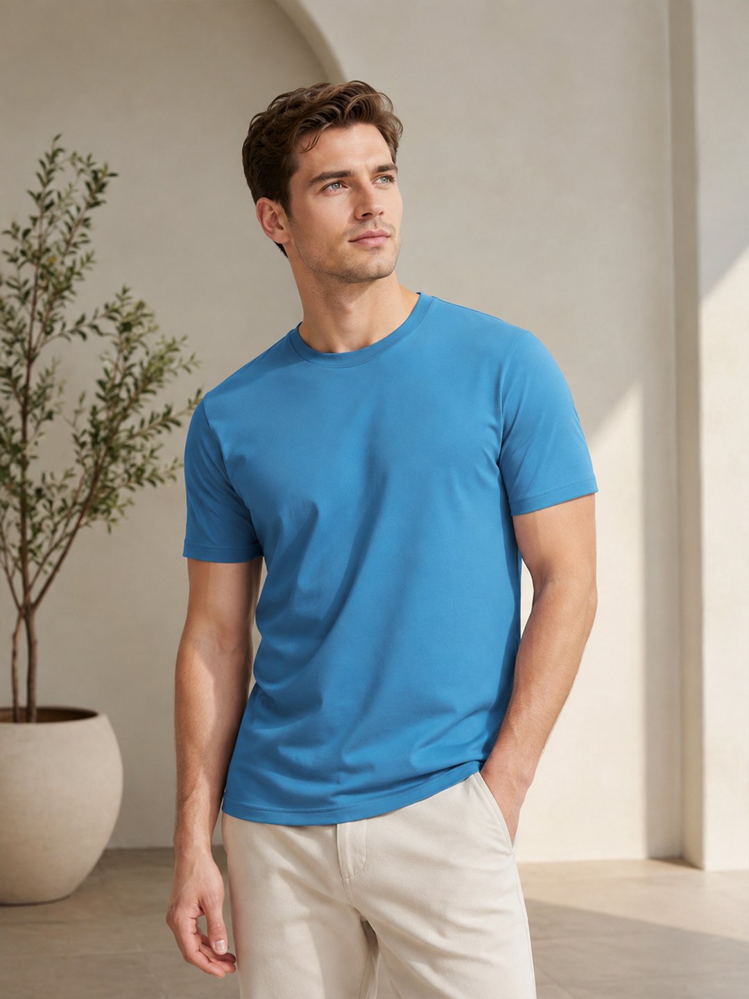 Men's basic crew neck t-shirt with short sleeves, regular fit and comfortable styling for everyday casual occasions.