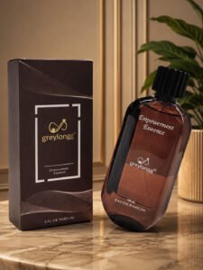 Embrace your inner strength with this empowering scent, a bold fusion of spicy spices, earthy woods, and fearless florals that emboldens the spirit.