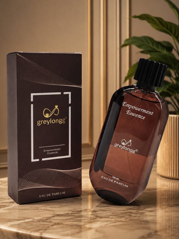 Embrace your inner strength with this empowering scent, a bold fusion of spicy spices, earthy woods, and fearless florals that emboldens the spirit.