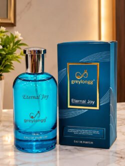 A delightful fragrance that captures the essenceof pure happiness, with sparkling citrus, blooming florals, and a touch of vanilla.